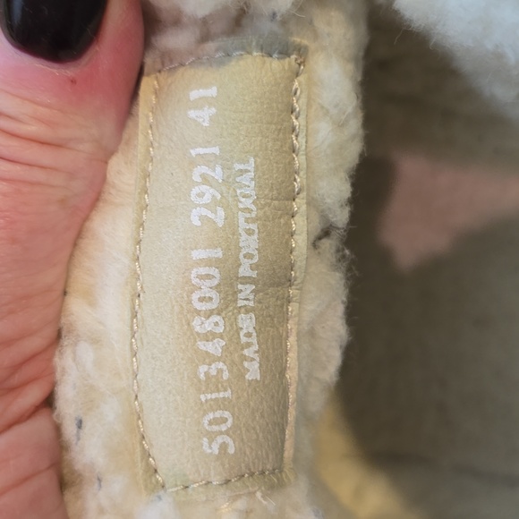 FLY LONDON winter booties marked size 41 but I think it would fit a 9.5 USA - Picture 5 of 5